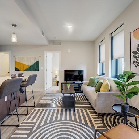 Frontdesk Athlon Apts Downtown Cleveland公寓 客房 照片
