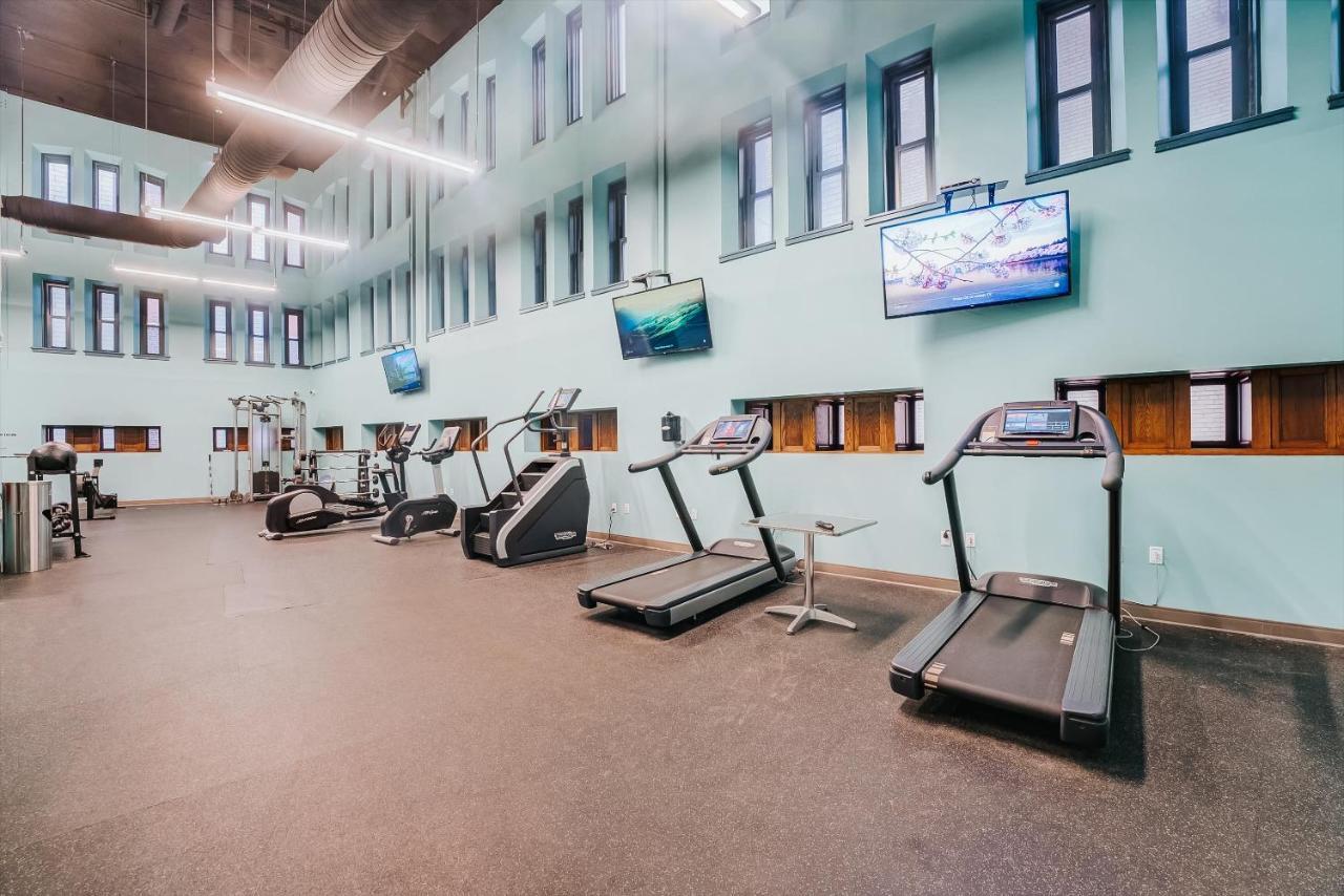 Frontdesk Athlon Apts Downtown Cleveland公寓 外观 照片