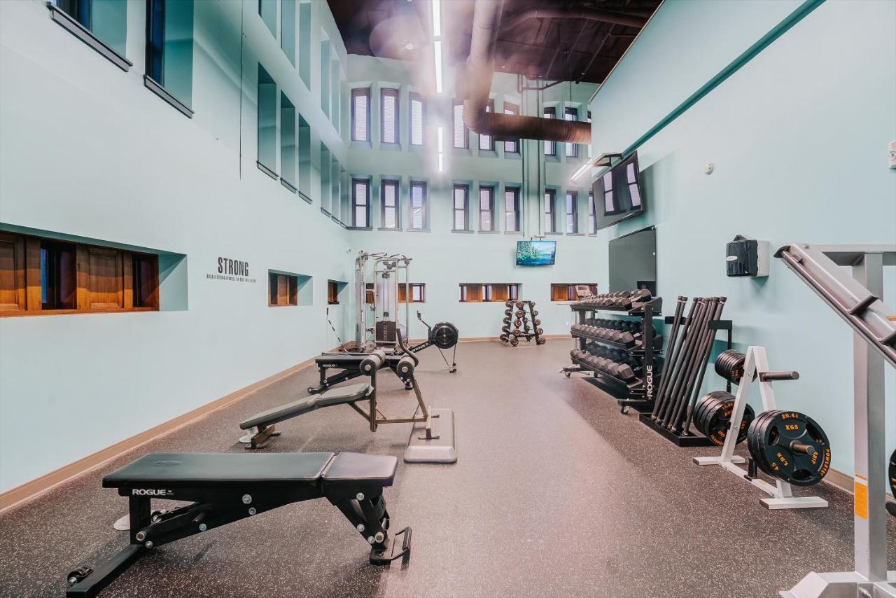 Frontdesk Athlon Apts Downtown Cleveland公寓 外观 照片