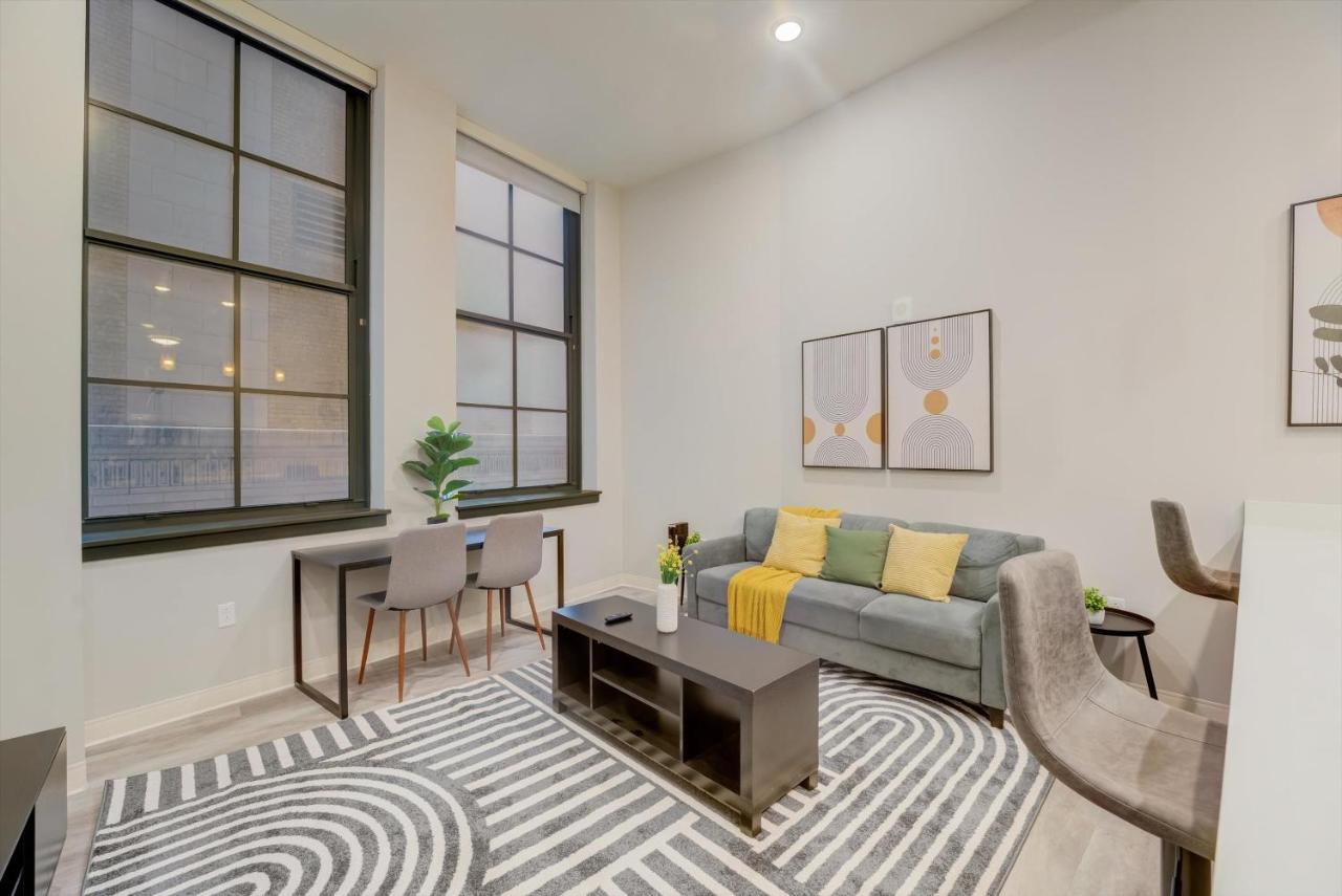 Frontdesk Athlon Apts Downtown Cleveland公寓 客房 照片